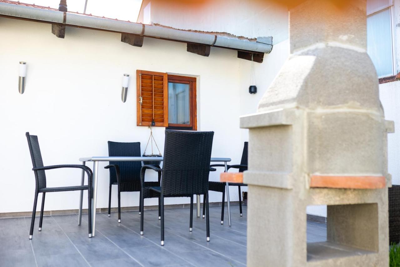 Studio Apartman Planb, Self Check In Όσιγιεκ Εξωτερικό φωτογραφία