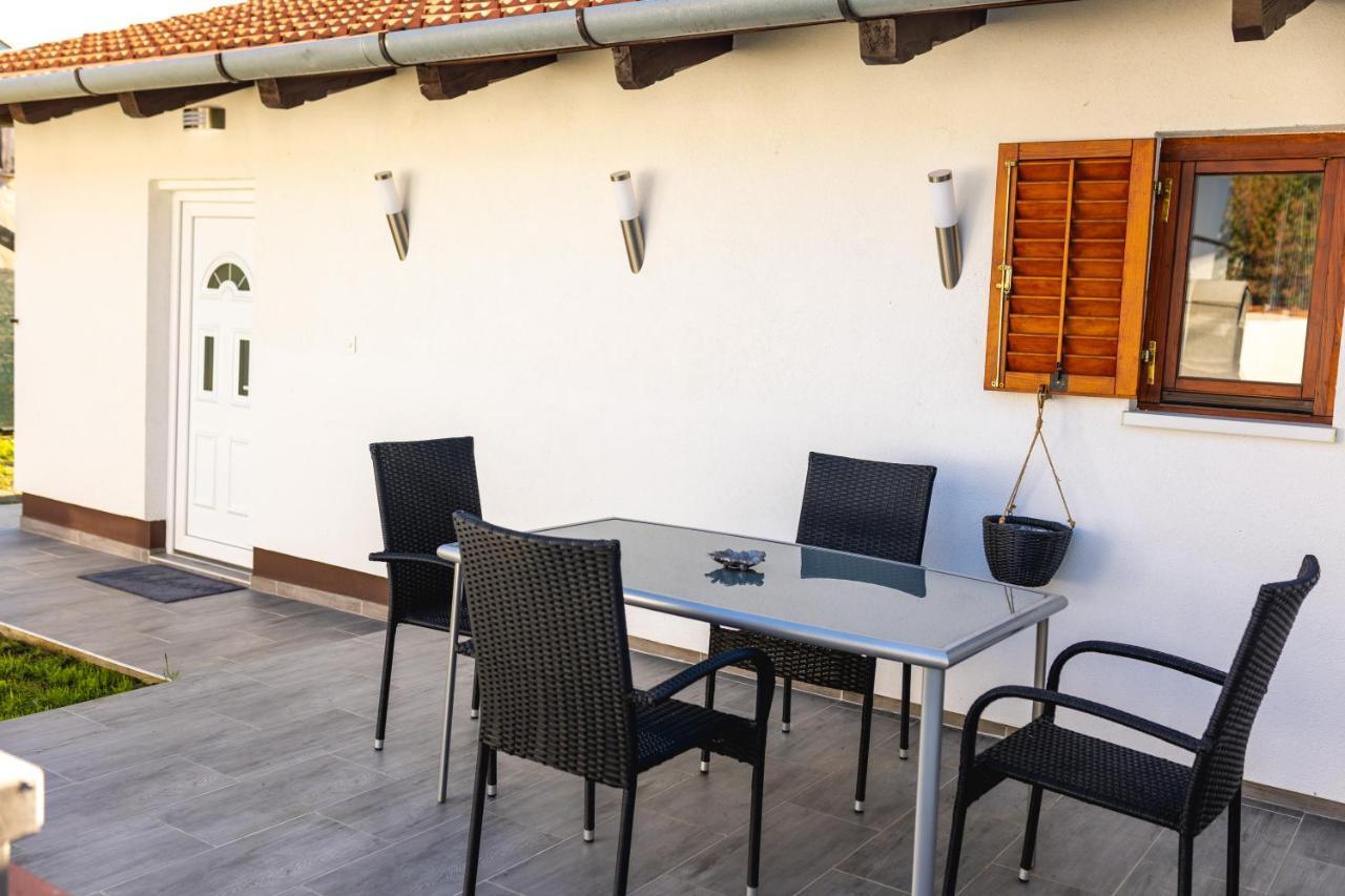 Studio Apartman Planb, Self Check In Όσιγιεκ Εξωτερικό φωτογραφία